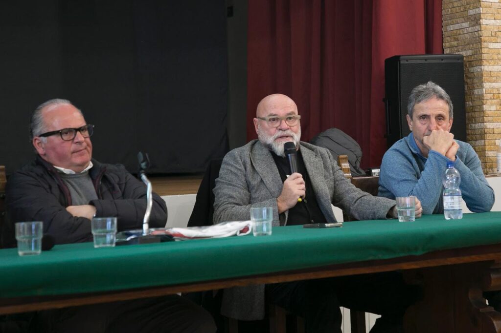 Al Convitto Nazionale di Assisi Serse Cosmi e Riccardo Gaucci ricordano i fasti del Perugia Calcio del presidente Luciano (foto+video) 50 Al Convitto Nazionale di Assisi Serse Cosmi e Riccardo Gaucci ricordano i fasti del Perugia Calcio del presidente Luciano (foto+video) 49