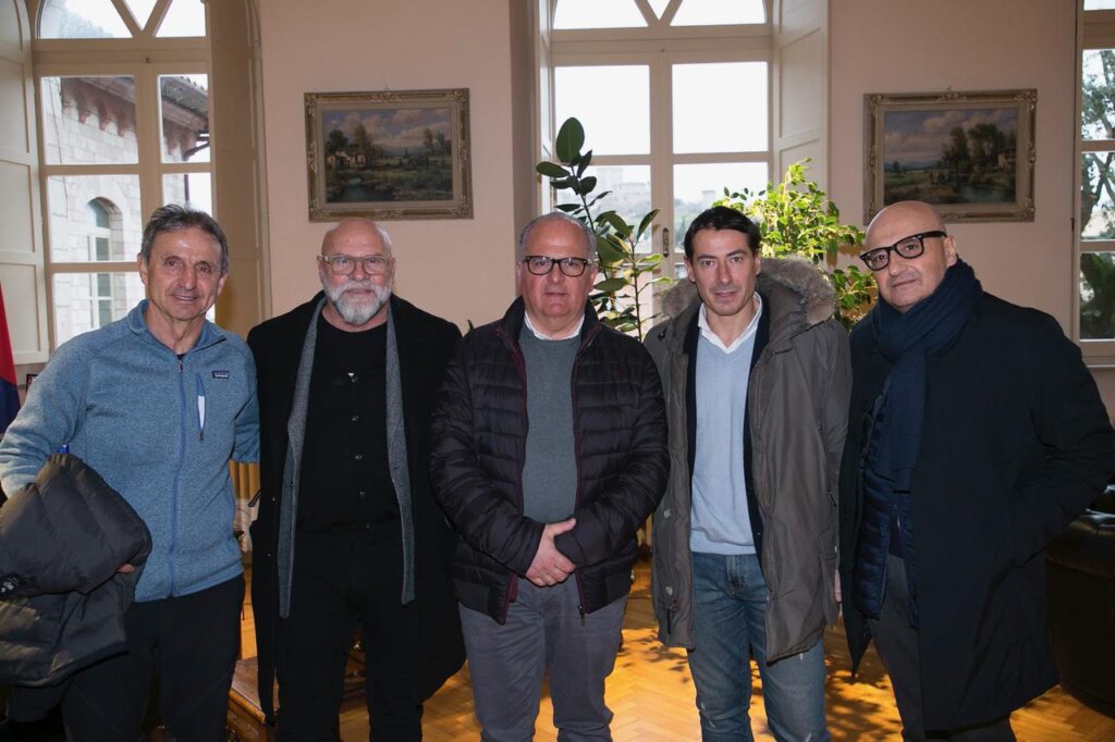 Al Convitto Nazionale di Assisi Serse Cosmi e Riccardo Gaucci ricordano i fasti del Perugia Calcio del presidente Luciano (foto+video) 8 Al Convitto Nazionale di Assisi Serse Cosmi e Riccardo Gaucci ricordano i fasti del Perugia Calcio del presidente Luciano (foto+video) 7