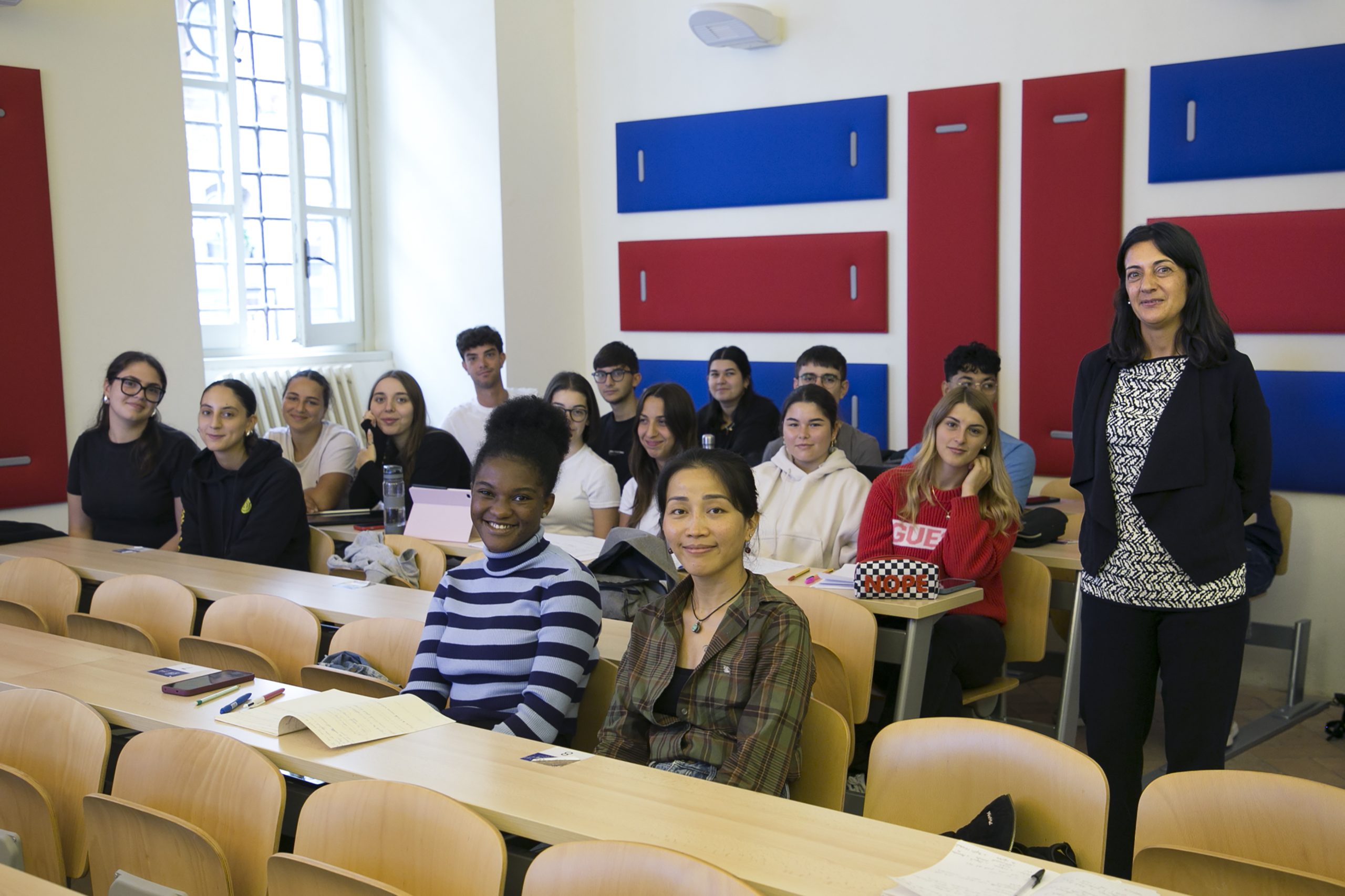 Economia e Management del Turismo, è record di nuovi iscritti ad Assisi (foto) 18 Economia e Management del Turismo, è record di nuovi iscritti ad Assisi (foto) 17