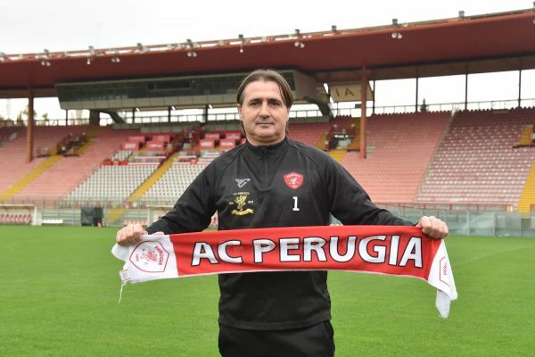 Un Gaucci torna al Perugia Calcio: è Riccardo, che sceglie Giovanni Tedesco nuovo tecnico 4 Un Gaucci torna al Perugia Calcio: è Riccardo, che sceglie Giovanni Tedesco nuovo tecnico 3