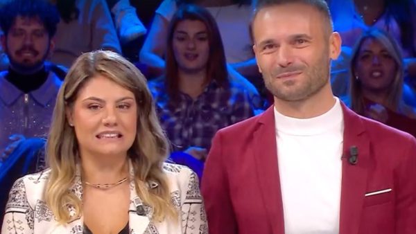 Adriano e Mirza tornano a Foligno con 25mila euro da Affari Tuoi 4 Adriano e Mirza tornano a Foligno con 25mila euro da Affari Tuoi 3
