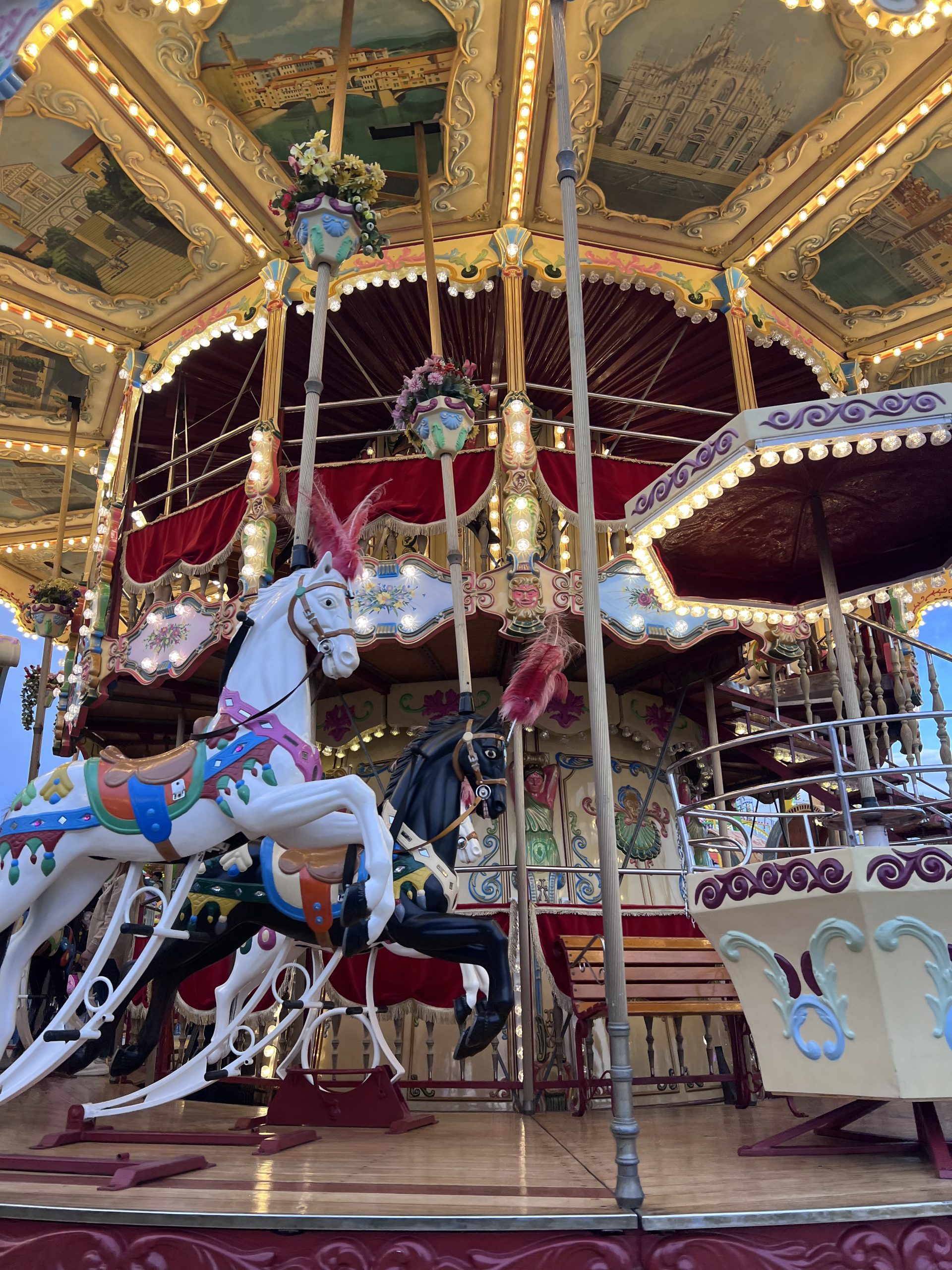Proseguono con successo i Baracconi a Perugia: venerdì 31 ottobre la festa di Halloween (foto) 20 Proseguono con successo i Baracconi a Perugia: venerdì 31 ottobre la festa di Halloween (foto) 19