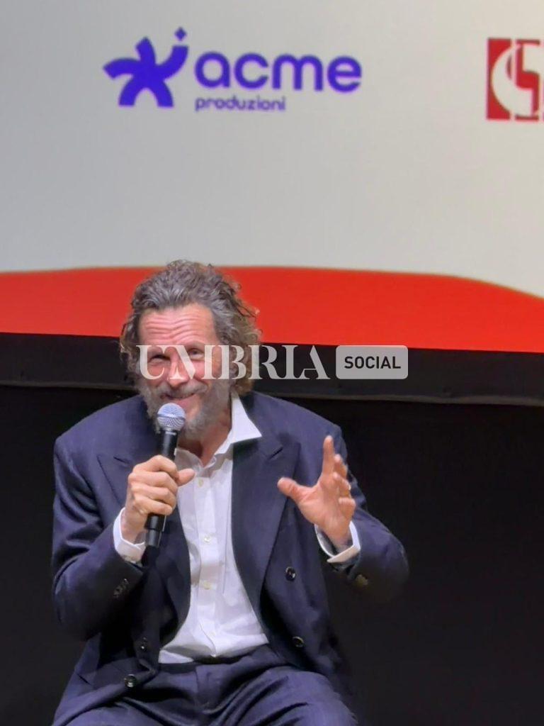 Un'azienda umbra - la Acme Produzioni - è il partner tecnologico ufficiale del tour 2026 di Jovanotti 4 Un'azienda umbra - la Acme Produzioni - è il partner tecnologico ufficiale del tour 2026 di Jovanotti 3