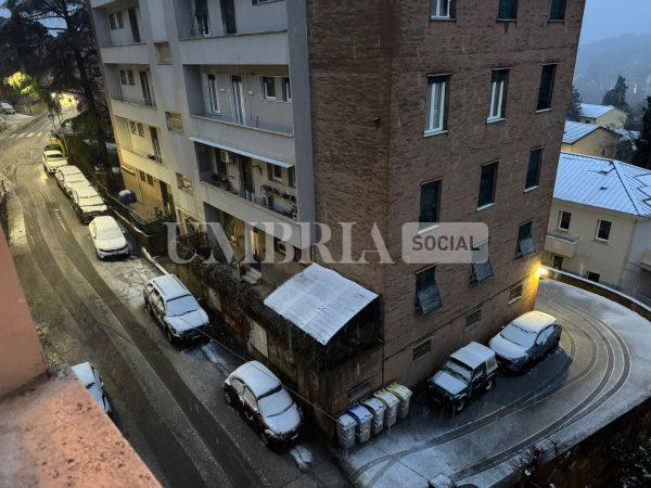 Maltempo in Umbria, neve e disagi alla viabilità: scuole chiuse in diversi comuni 3