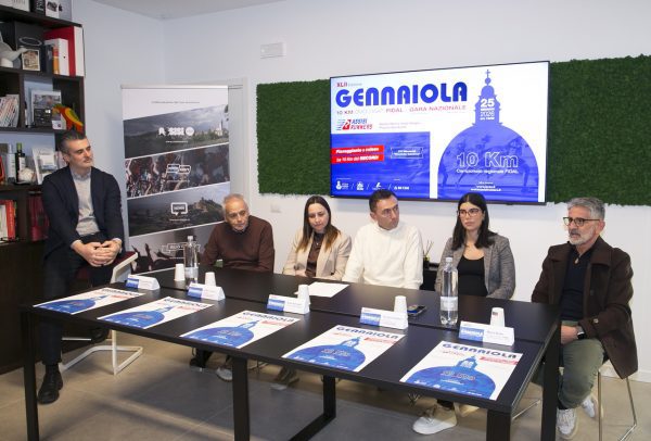 Presentata negli studi di BN COM la Gennaiola 2026: la gara il 25 gennaio, è già record di iscritti (foto+video) 95 Presentata negli studi di BN COM la Gennaiola 2026: la gara il 25 gennaio, è già record di iscritti (foto+video) 94