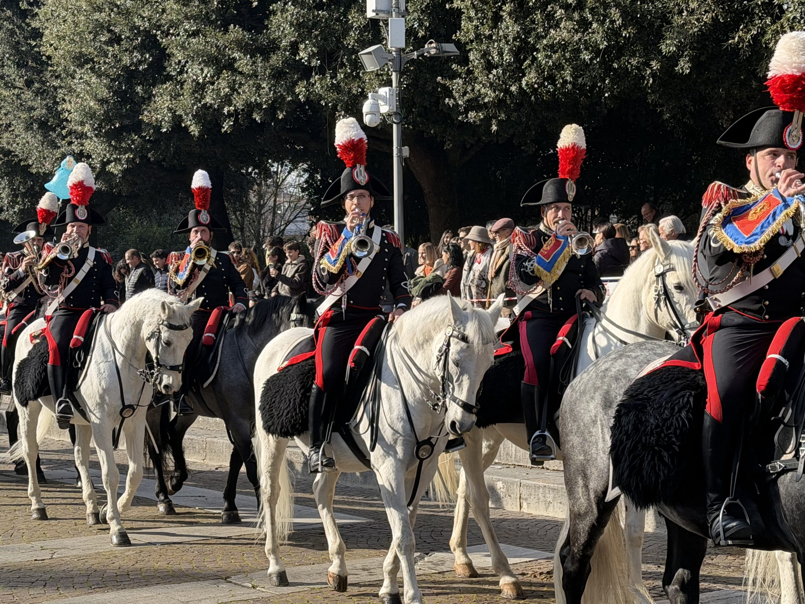 Grande festa a Santa Maria degli Angeli per il Piatto di Sant’Antonio (foto) 58 Grande festa a Santa Maria degli Angeli per il Piatto di Sant’Antonio (foto) 57