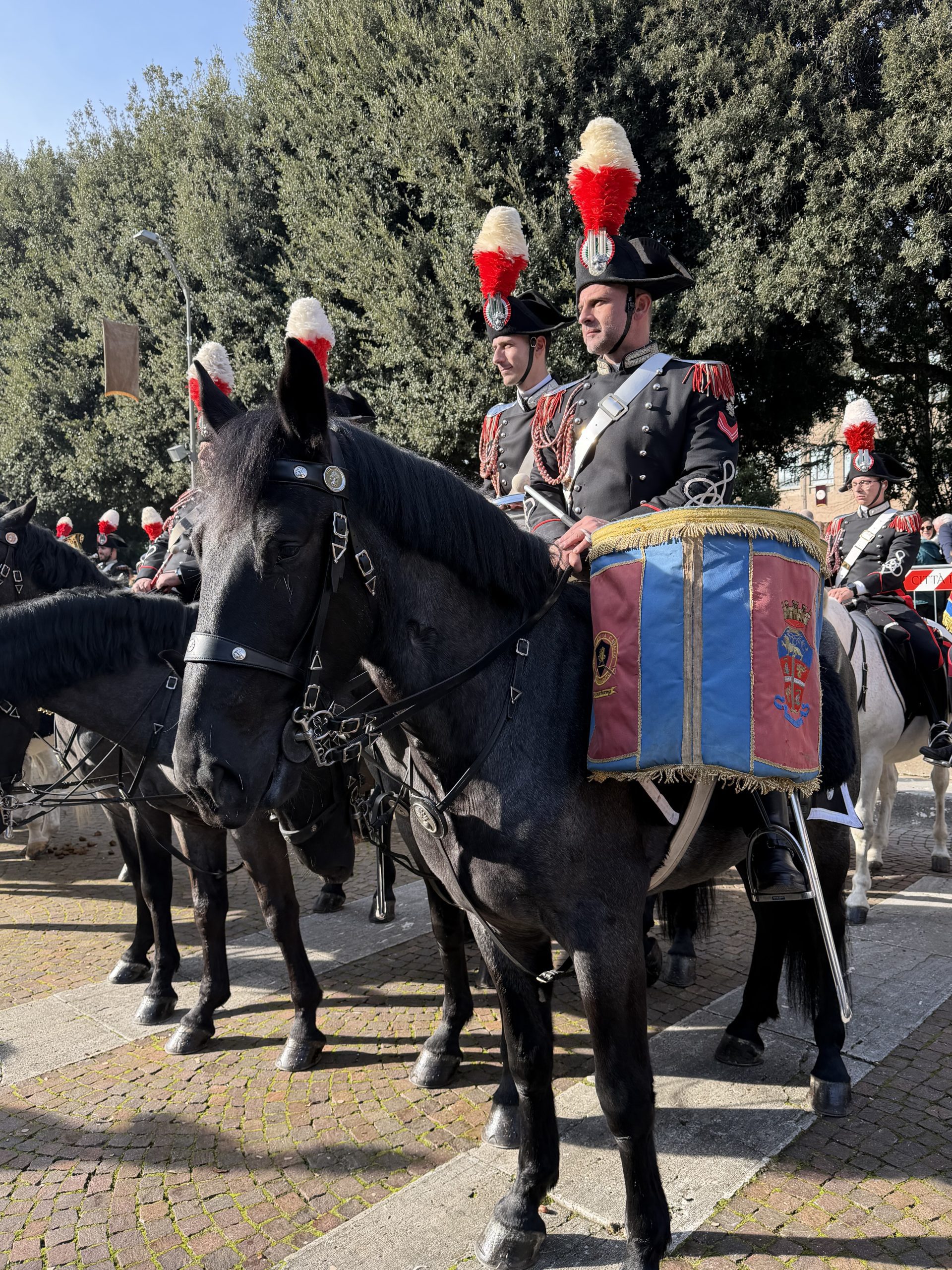 Grande festa a Santa Maria degli Angeli per il Piatto di Sant’Antonio (foto) 104 Grande festa a Santa Maria degli Angeli per il Piatto di Sant’Antonio (foto) 103