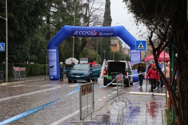Gennaiola 2026: grande successo a Santa Maria degli Angeli. Trionfano Simon Kibet e Melissa Fracassini (foto+video) 107 Gennaiola 2026: grande successo a Santa Maria degli Angeli. Trionfano Simon Kibet e Melissa Fracassini (foto+video) 106