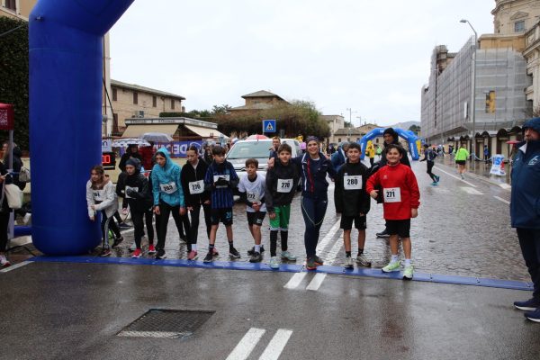 Gennaiola 2026: grande successo a Santa Maria degli Angeli. Trionfano Simon Kibet e Melissa Fracassini (foto+video) 119 Gennaiola 2026: grande successo a Santa Maria degli Angeli. Trionfano Simon Kibet e Melissa Fracassini (foto+video) 118