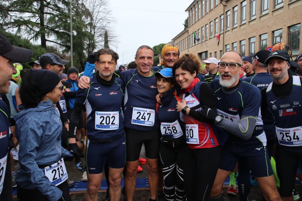 Gennaiola 2026: grande successo a Santa Maria degli Angeli. Trionfano Simon Kibet e Melissa Fracassini (foto+video) 33 Gennaiola 2026: grande successo a Santa Maria degli Angeli. Trionfano Simon Kibet e Melissa Fracassini (foto+video) 32