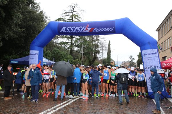 Gennaiola 2026: grande successo a Santa Maria degli Angeli. Trionfano Simon Kibet e Melissa Fracassini (foto+video) 137 Gennaiola 2026: grande successo a Santa Maria degli Angeli. Trionfano Simon Kibet e Melissa Fracassini (foto+video) 136