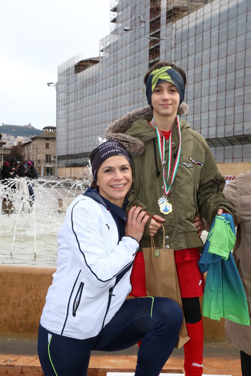 Gennaiola 2026: grande successo a Santa Maria degli Angeli. Trionfano Simon Kibet e Melissa Fracassini (foto+video) 59 Gennaiola 2026: grande successo a Santa Maria degli Angeli. Trionfano Simon Kibet e Melissa Fracassini (foto+video) 58