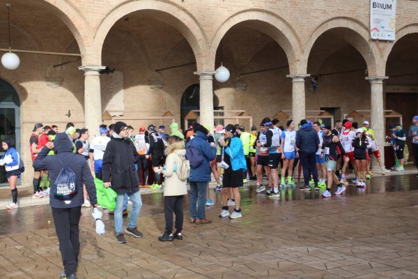 Gennaiola 2026: grande successo a Santa Maria degli Angeli. Trionfano Simon Kibet e Melissa Fracassini (foto+video) 181 Gennaiola 2026: grande successo a Santa Maria degli Angeli. Trionfano Simon Kibet e Melissa Fracassini (foto+video) 180