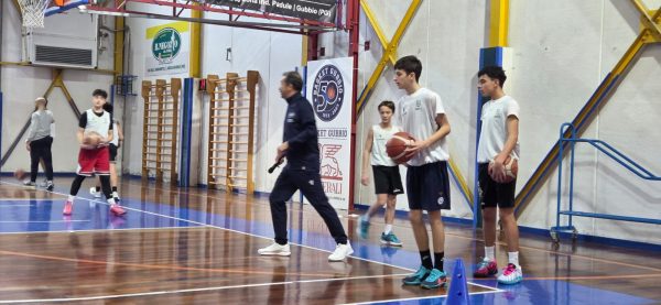 Grande successo ieri a Gubbio per l'apertura del Jr. NBA WNBA FIP (foto) 40 Grande successo ieri a Gubbio per l'apertura del Jr. NBA WNBA FIP (foto) 39