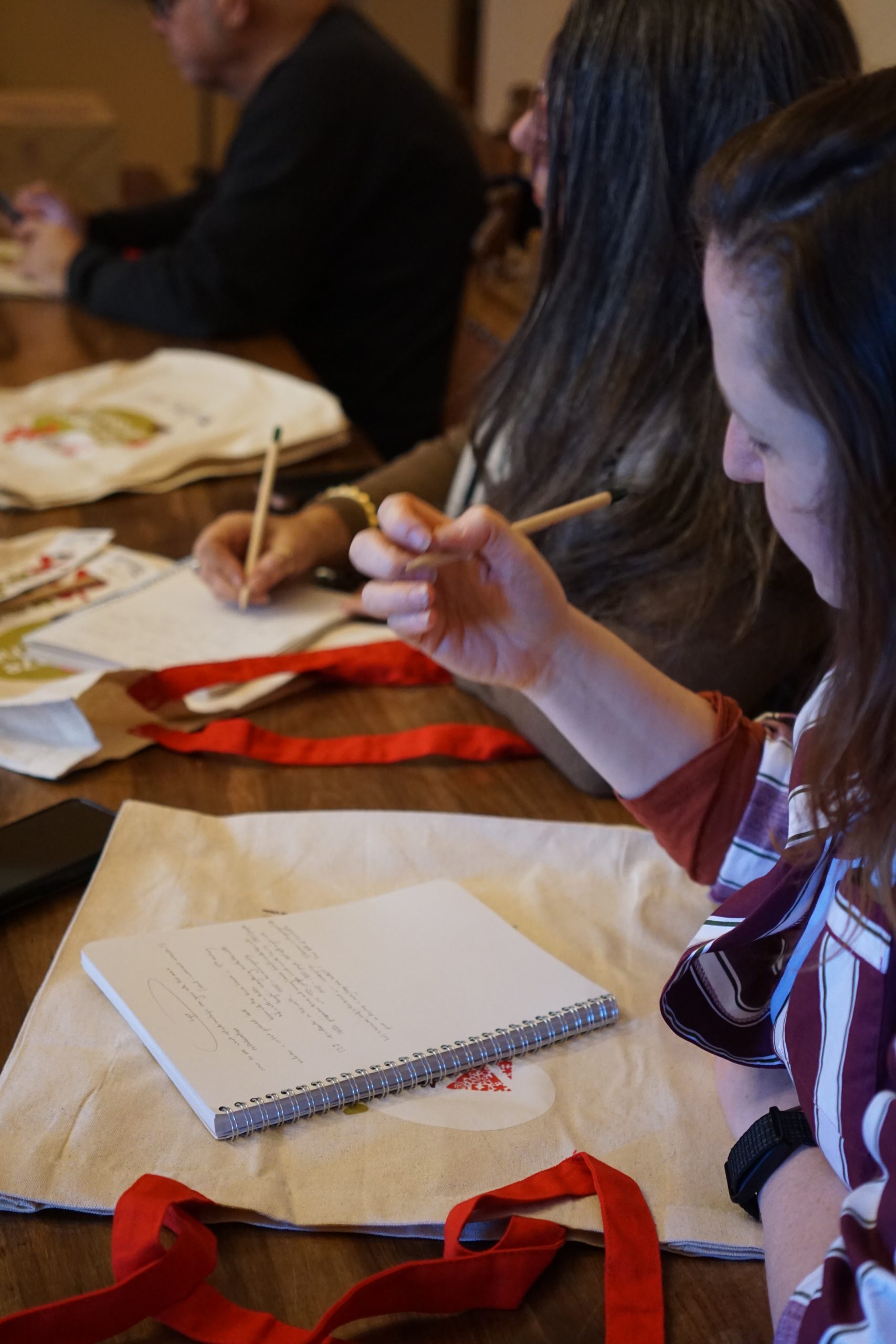 Monte Castello di Vibio diventa laboratorio artistico: al via le residenze MCDV Art Academy "Terra di Luce" 4 Monte Castello di Vibio diventa laboratorio artistico: al via le residenze MCDV Art Academy "Terra di Luce" 3