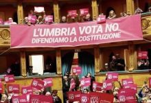 “L’Umbria vota no, difendiamo la costituzione”. È lo slogan per Elly Schlein a Perugia per il referendum 3