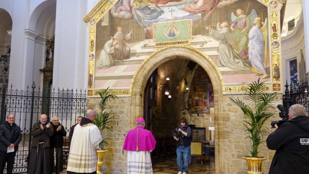 Diocesi di Assisi, Nocera Umbra, Gualdo Tadino e di Foligno: mons. Felice Accrocca è il nuovo vescovo (foto) 7