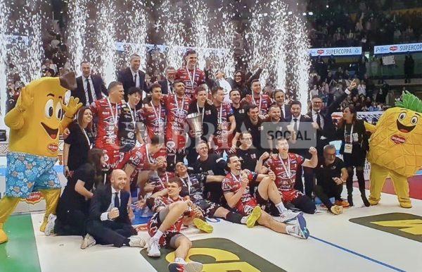Sir Safety Perugia domina 3-1 la BluVolley Verona e conquista la Supercoppa Italiana di pallavolo 4 Sir Safety Perugia domina 3-1 la BluVolley Verona e conquista la Supercoppa Italiana di pallavolo 3