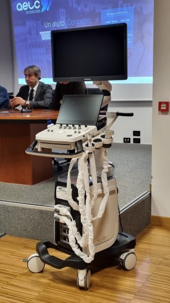 Branca, ecografo da 28mila euro donato ai reparti di Senologia ed Endocrinologia 4 Branca, ecografo da 28mila euro donato ai reparti di Senologia ed Endocrinologia 3