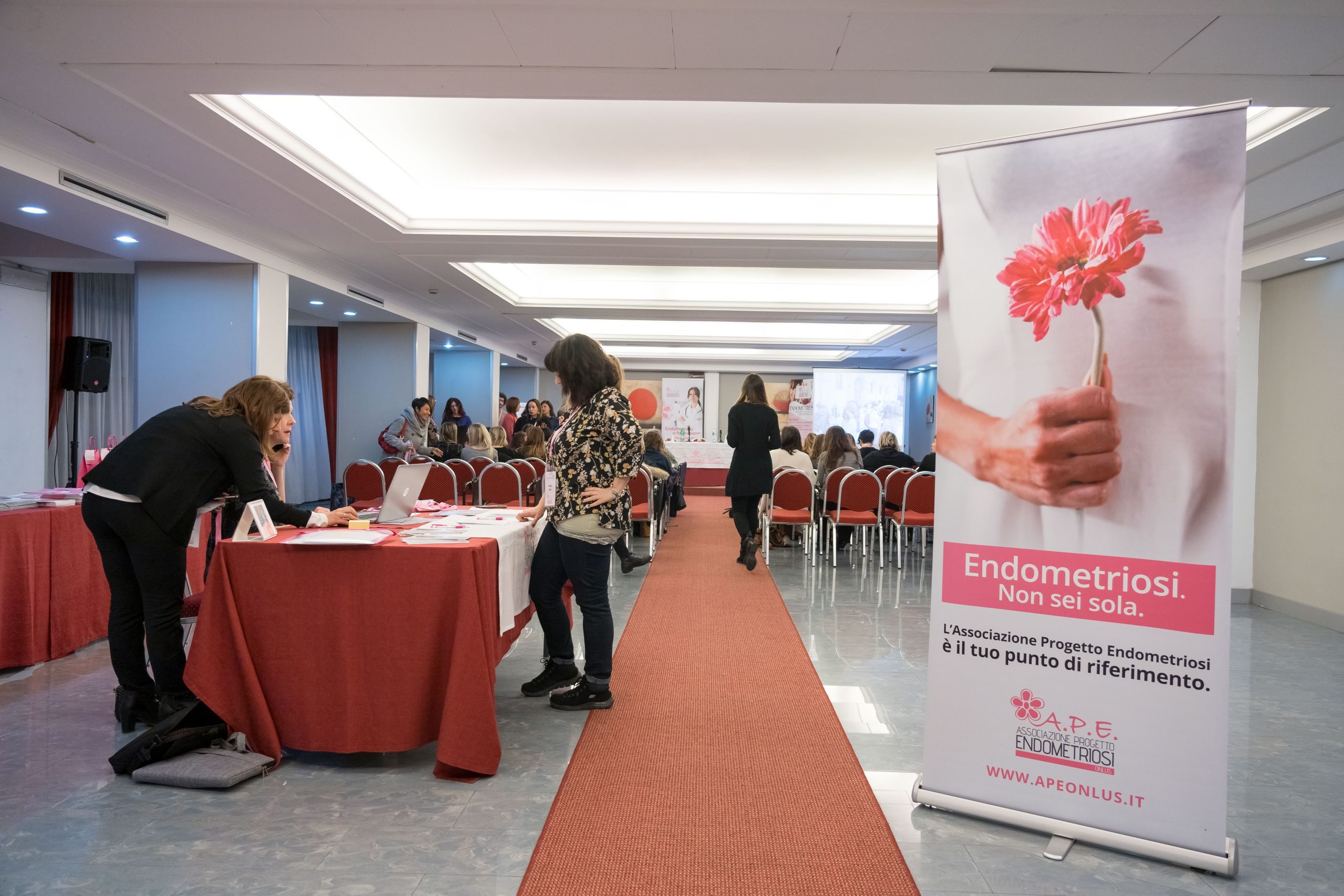 Foligno, A.P.E. in ospedale per informare sull’endometriosi 4 Foligno, A.P.E. in ospedale per informare sull’endometriosi 3