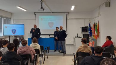 Foligno, la Polizia di Stato incontra gli studenti contro bullismo e cyberbullismo 1