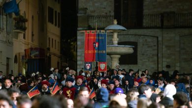 Calendimaggio di Assisi, torna la sfida tra Sopra e Sotto: al via la 71ª edizione 1