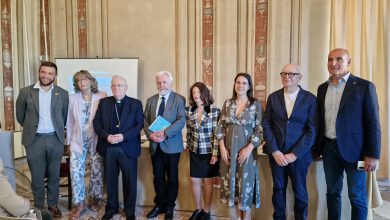 Alzheimer e anziani, Vescovi: “Serve un nuovo modello di assistenza più umano e intergenerazionale” 4 Alzheimer e anziani, Vescovi: “Serve un nuovo modello di assistenza più umano e intergenerazionale” 3