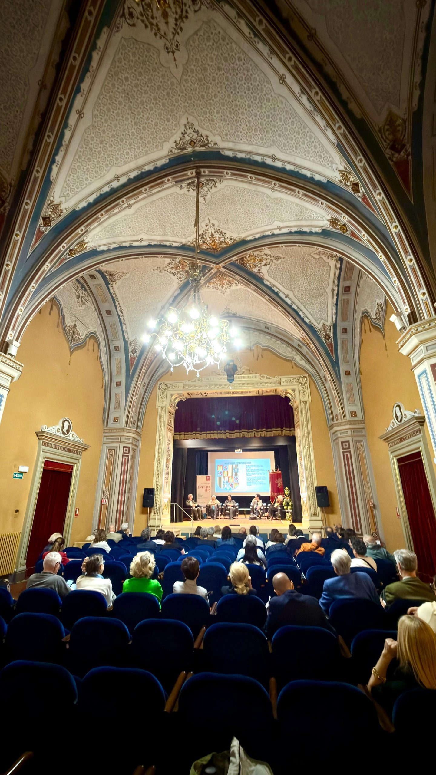 Ricette e usi di tavola in Italia fra Medioevo e Rinascimento: convegno di successo a Perugia (foto) 16 Ricette e usi di tavola in Italia fra Medioevo e Rinascimento: convegno di successo a Perugia (foto) 15