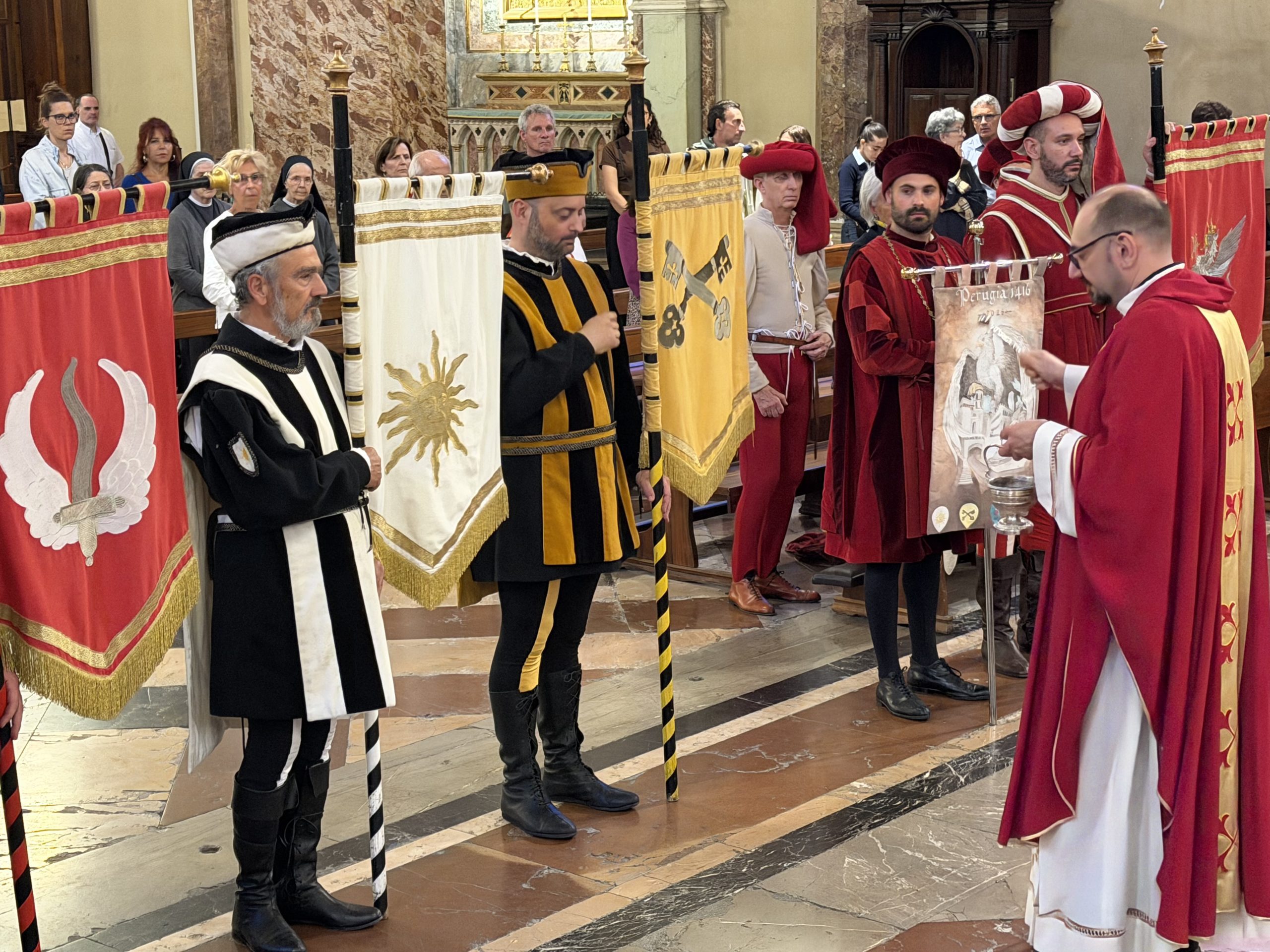 Perugia 1416 al via con l’undicesima edizione: incanta il teatro in piazza (foto) 25