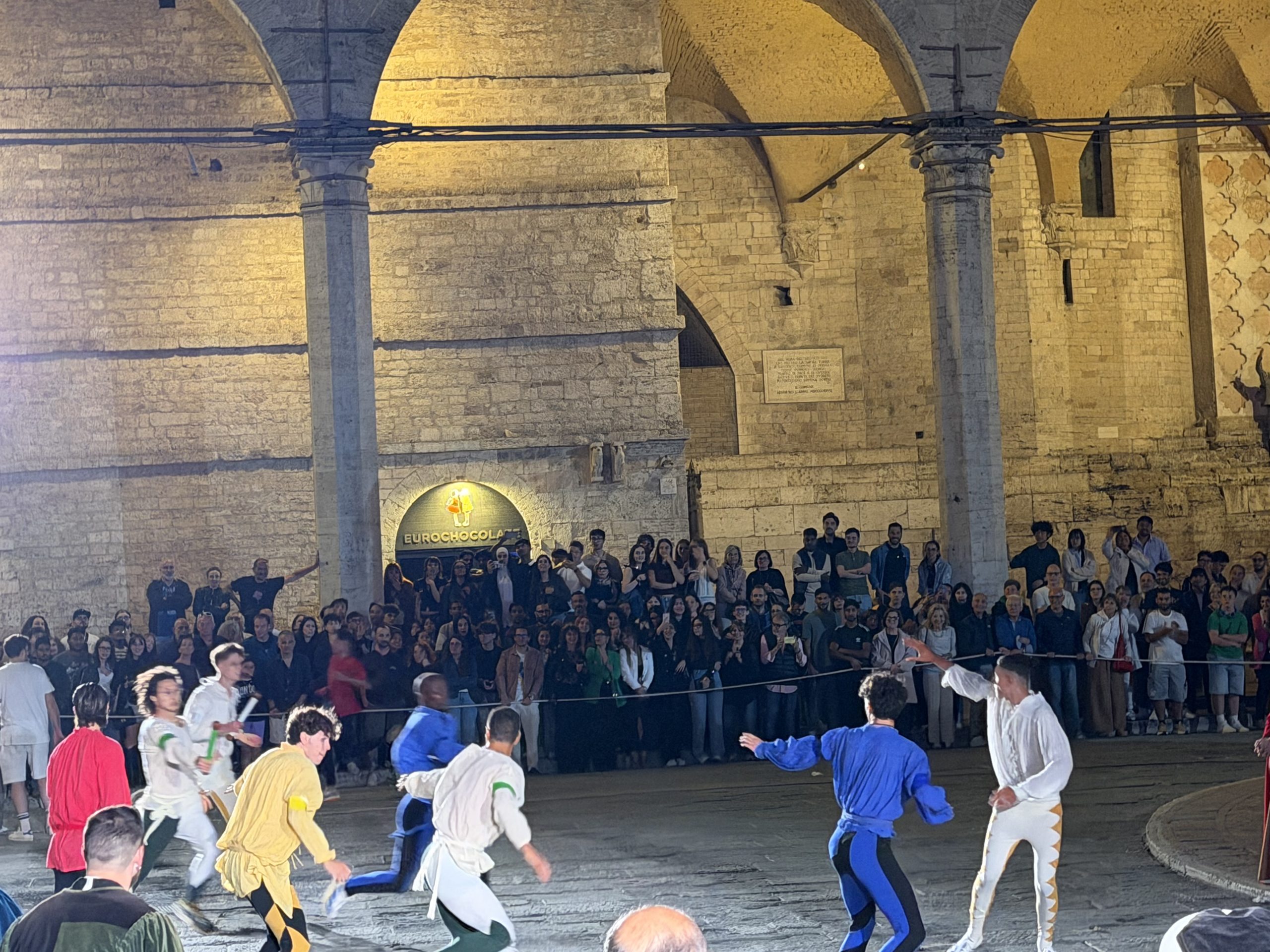 Perugia 1416, il Palio lo vince il Magnifico Rione di Porta Santa Susanna (foto) 40 Perugia 1416, il Palio lo vince il Magnifico Rione di Porta Santa Susanna (foto) 39