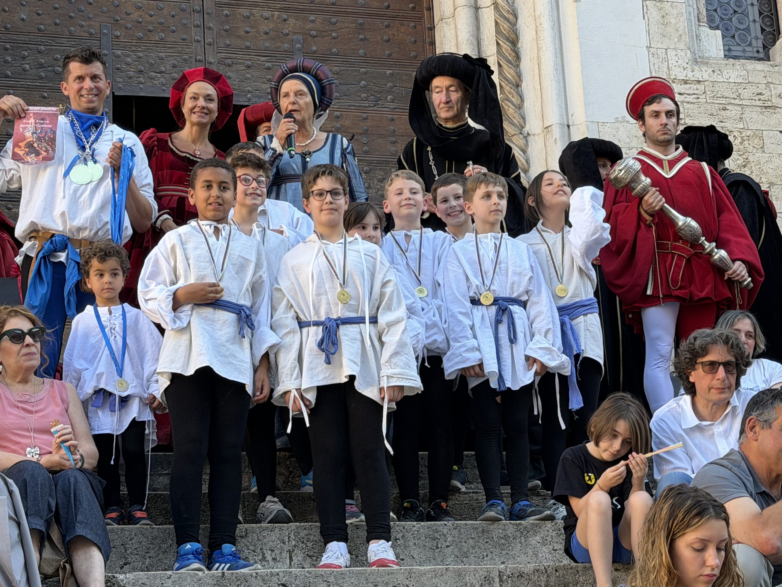 Chiusa con successo l’11ª edizione di Perugia 1416: tante presenze, storia e spettacolo (foto) 18 Chiusa con successo l’11ª edizione di Perugia 1416: tante presenze, storia e spettacolo (foto) 17