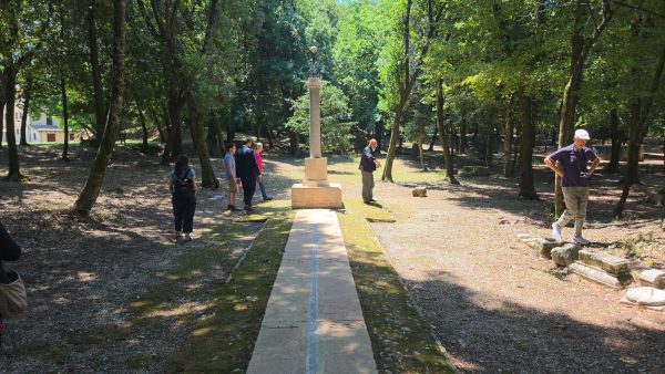 Spoleto, Villa Redenta ritrova i suoi gioielli: restaurati il Tempietto Dorico e la storica Meridiana 4 Spoleto, Villa Redenta ritrova i suoi gioielli: restaurati il Tempietto Dorico e la storica Meridiana 3