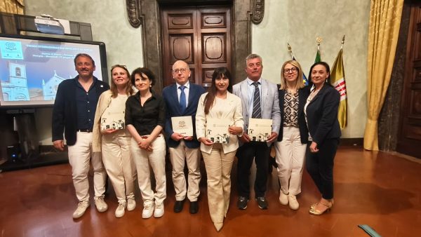 Nasce il Premio internazionale San Benedetto da Norcia: a Pizzaballa la prima edizione dedicata alla pace 4 Nasce il Premio internazionale San Benedetto da Norcia: a Pizzaballa la prima edizione dedicata alla pace 3