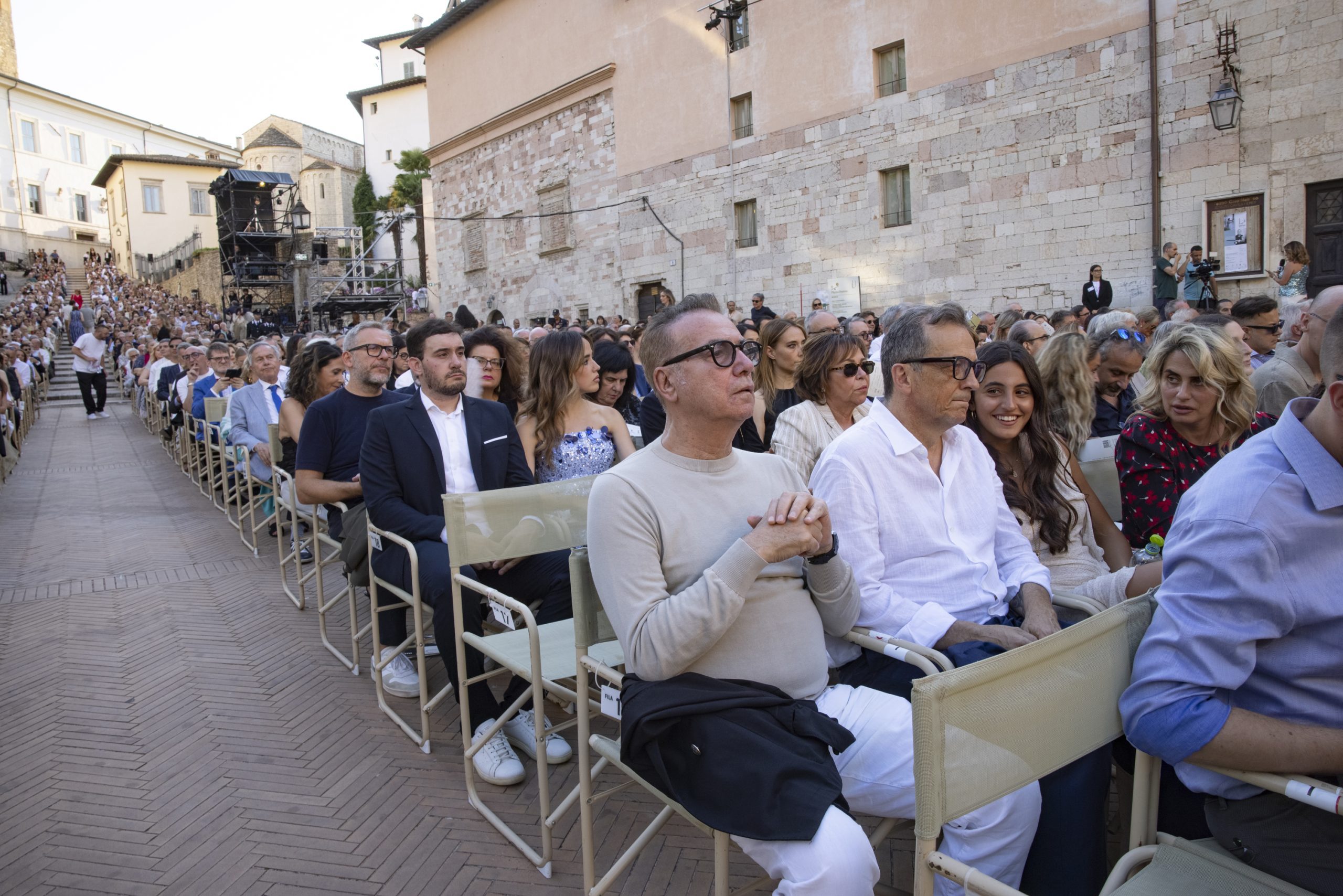Spoleto saluta il Festival dei Due Mondi tra applausi e standing ovation 16 Spoleto saluta il Festival dei Due Mondi tra applausi e standing ovation 15