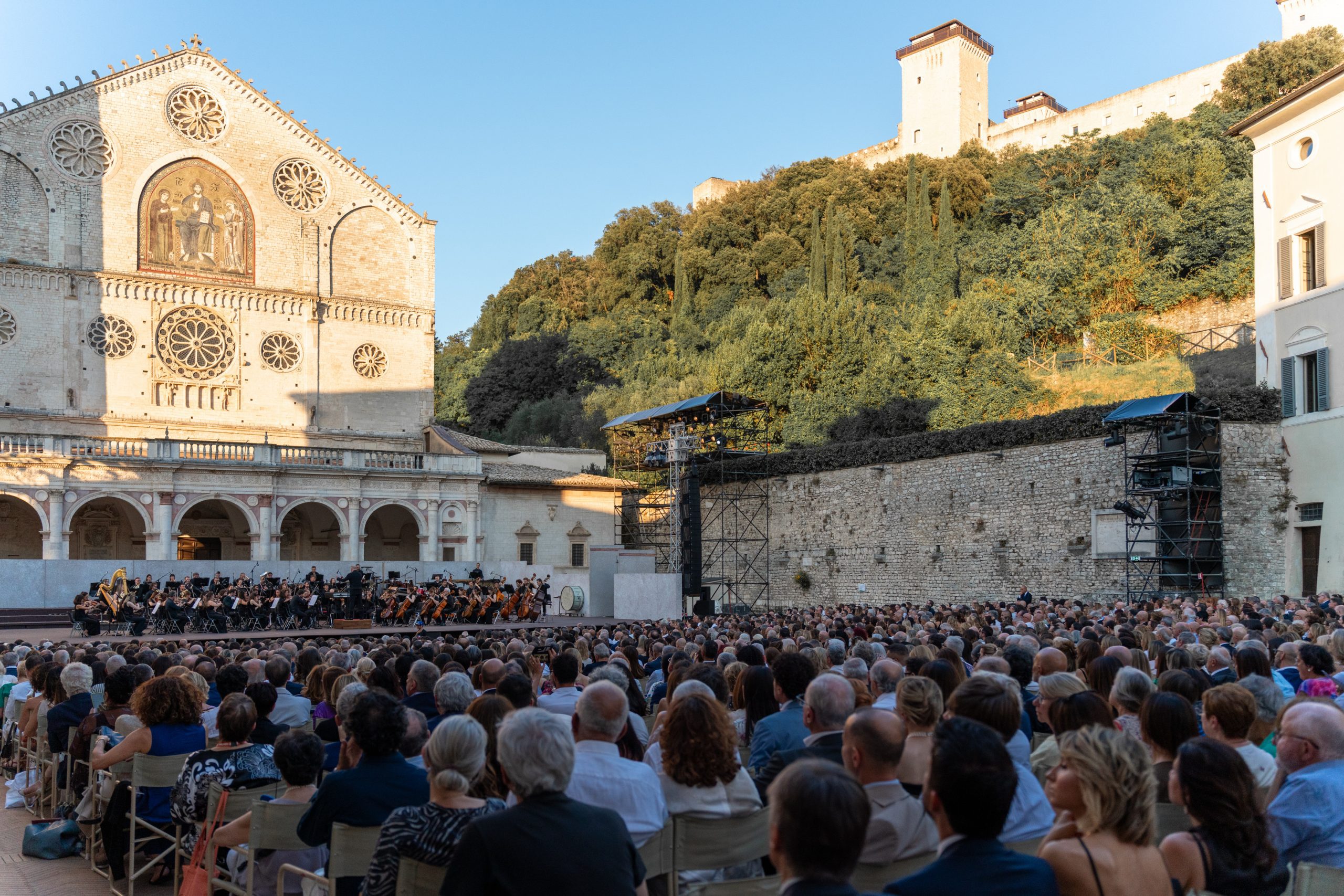 Spoleto saluta il Festival dei Due Mondi tra applausi e standing ovation 58 Spoleto saluta il Festival dei Due Mondi tra applausi e standing ovation 57