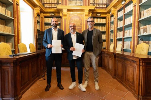 UniPg e Comune di Perugia firmano l’accordo per il public engagement: più ricerca e divulgazione al servizio della città 4 UniPg e Comune di Perugia firmano l’accordo per il public engagement: più ricerca e divulgazione al servizio della città 3