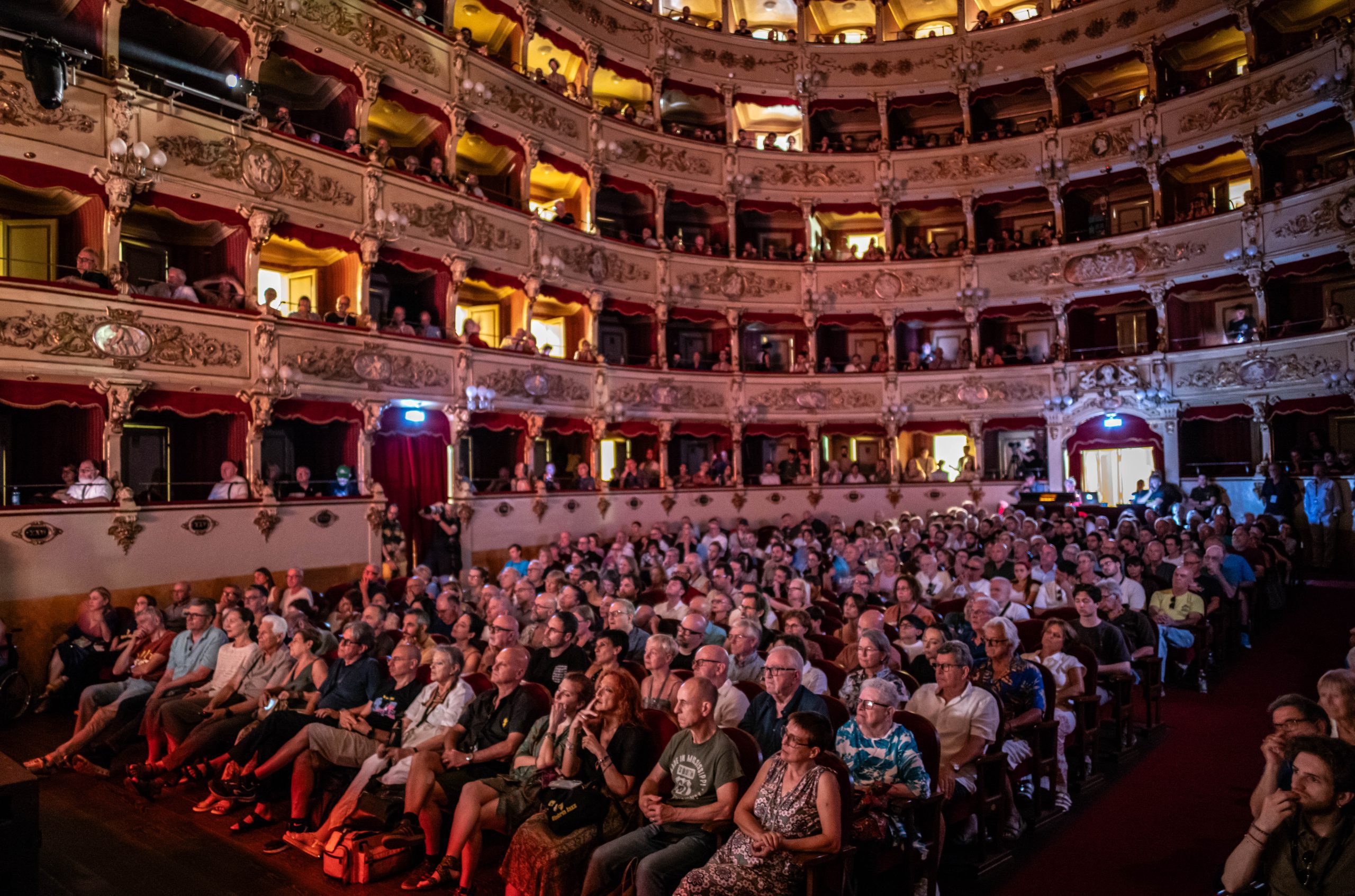 Umbria Jazz 2026 chiude da record: 46mila biglietti e 3 milioni d'incasso 24 Umbria Jazz 2026 chiude da record: 46mila biglietti e 3 milioni d'incasso 23