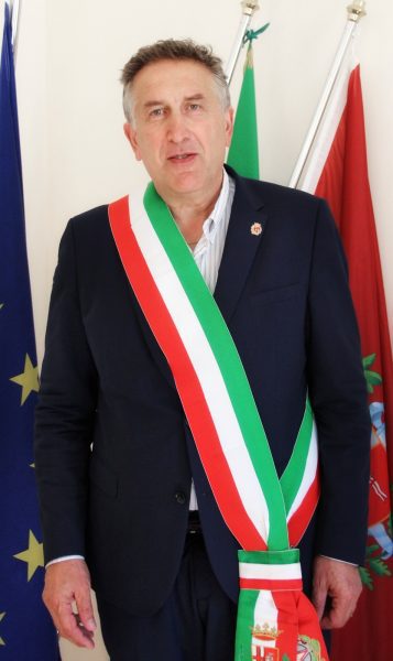 Spoleto, dalla Provincia 300 mila euro per il Palarota: via al restyling della copertura 4 Spoleto, dalla Provincia 300 mila euro per il Palarota: via al restyling della copertura 3