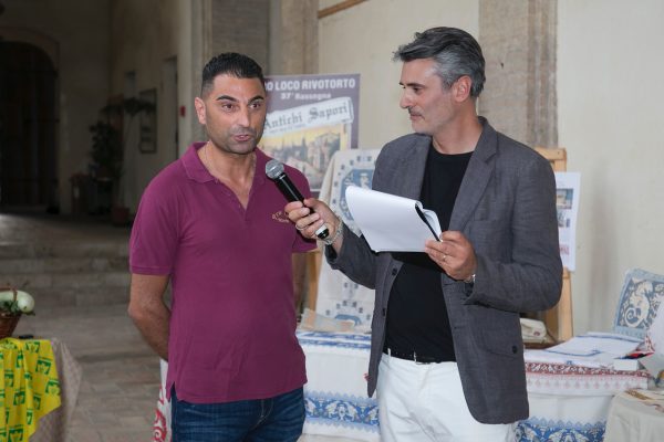 Antichi Sapori, a Rivotorto trionfa l’eccellenza gastronomica in pieno Ottocentenario Francescano (foto) 16 Antichi Sapori, a Rivotorto trionfa l’eccellenza gastronomica in pieno Ottocentenario Francescano (foto) 15