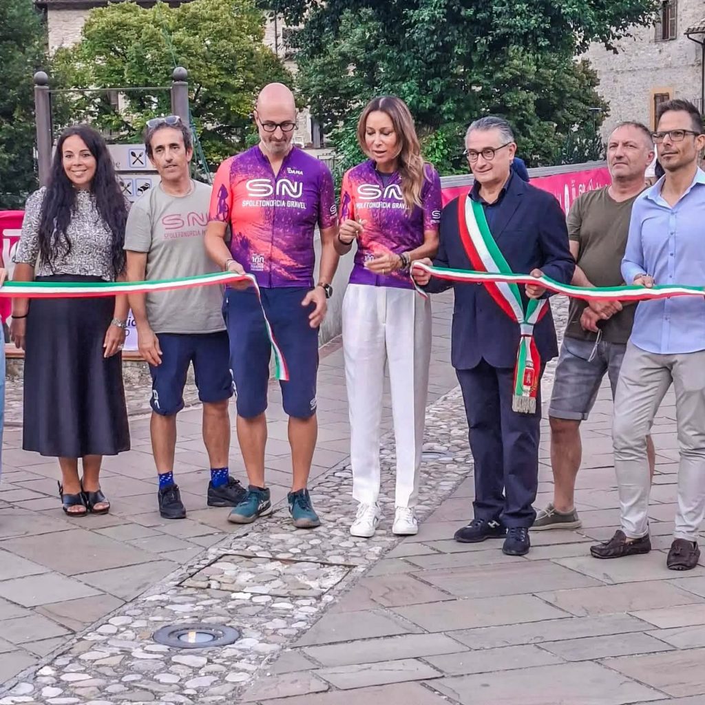 SpoletoNorcia Gravel, successo in Valnerina: 400 ciclisti da tutta Italia 4 SpoletoNorcia Gravel, successo in Valnerina: 400 ciclisti da tutta Italia 3