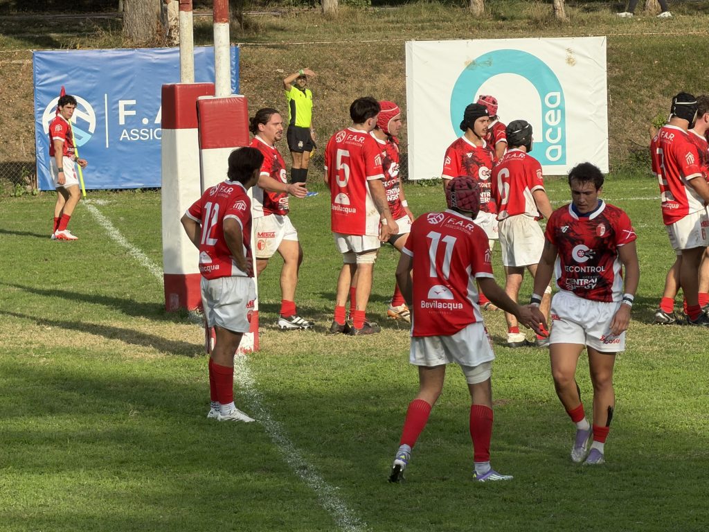 Rugby Perugia, rimonta sfiorata nella prima in Serie A contro L’Aquila: finisce 22-32 (foto) 12 Rugby Perugia, rimonta sfiorata nella prima in Serie A contro L’Aquila: finisce 22-32 (foto) 11