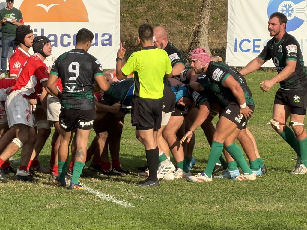 Rugby Perugia, rimonta sfiorata nella prima in Serie A contro L’Aquila: finisce 22-32 (foto) 16 Rugby Perugia, rimonta sfiorata nella prima in Serie A contro L’Aquila: finisce 22-32 (foto) 15