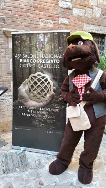 Torna il Salone Nazionale del tartufo bianco per tre weekend a Città di Castello 34 Torna il Salone Nazionale del tartufo bianco per tre weekend a Città di Castello 33