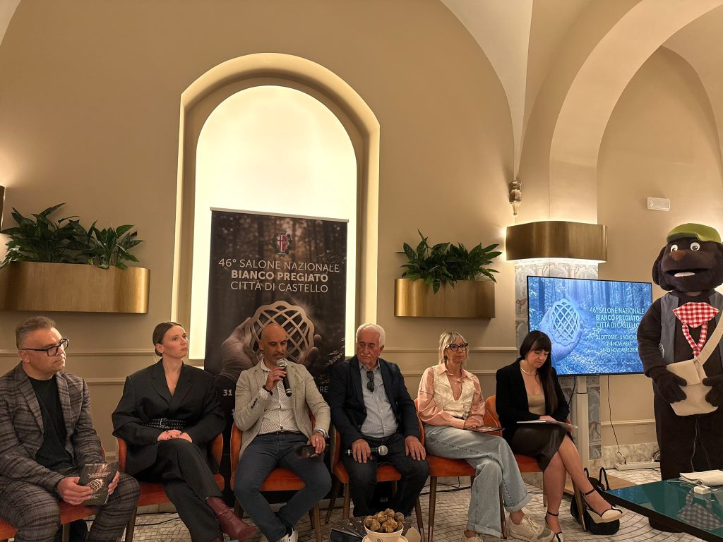 Torna il Salone Nazionale del tartufo bianco per tre weekend a Città di Castello 12 Torna il Salone Nazionale del tartufo bianco per tre weekend a Città di Castello 11