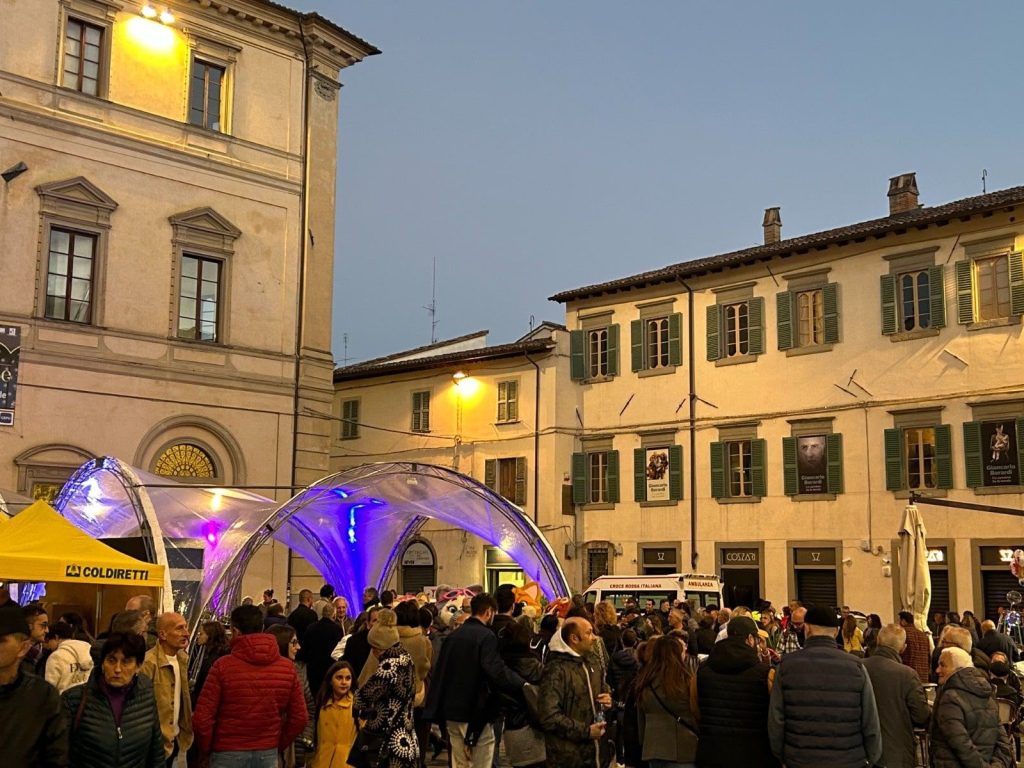 Torna il Salone Nazionale del tartufo bianco per tre weekend a Città di Castello 20 Torna il Salone Nazionale del tartufo bianco per tre weekend a Città di Castello 19