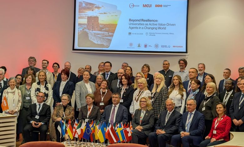 Università di Perugia, Marianelli al forum globale Magna Charta: «Il compito dell’Università è continuare l’umano» 2 Università di Perugia, Marianelli al forum globale Magna Charta: «Il compito dell’Università è continuare l’umano» 1