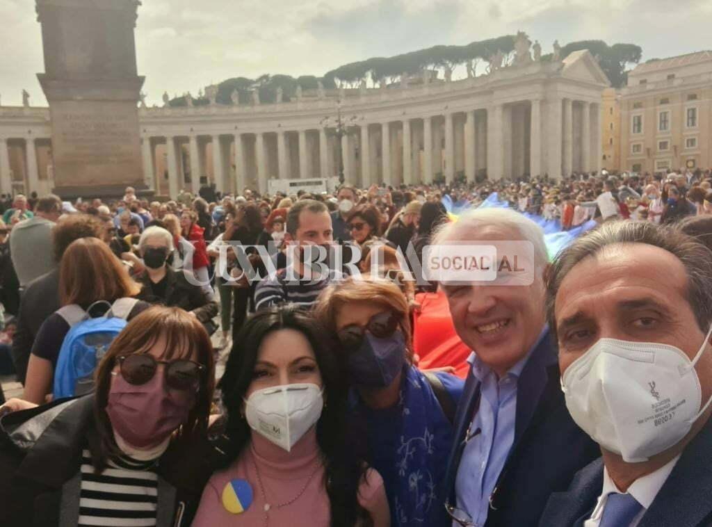 Il saluto di Papa Francesco al Comitato promotore della Marcia della Pace durante l’Angelus 2