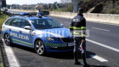 A piedi sulla E45 dopo essere stato espulso, interviene la Polizia di Stato 7 WhatsApp Image 2022 03 30 at 17.13.16