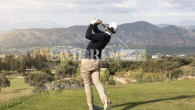 Il miglior campo da golf italiano potrebbe trovarsi a Perugia 10 back view of man playing golf on the field scaled