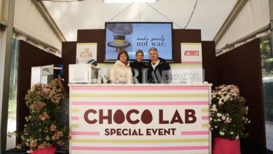 A Eurochocolate “Make sweets, not war” con la cake designer ucraina Anastasia Cherednychenko 4 foto anastasia con i genitori